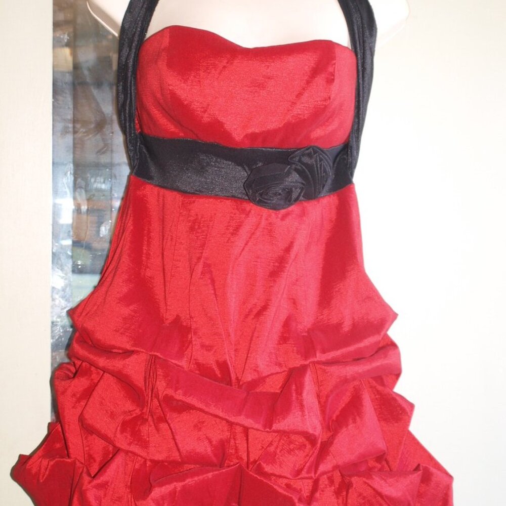 Short Red DRESS Size 5 By Pompous Girl  Used for photo shoot - Picture 7 of 11